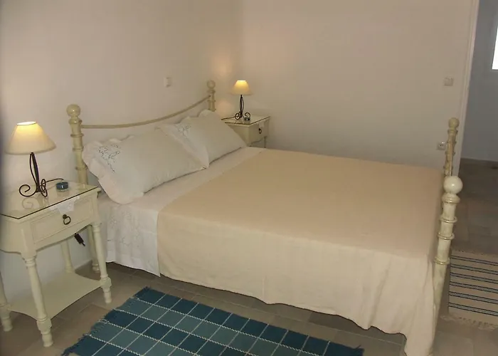 Karades Poseidon 75m2 Apartment